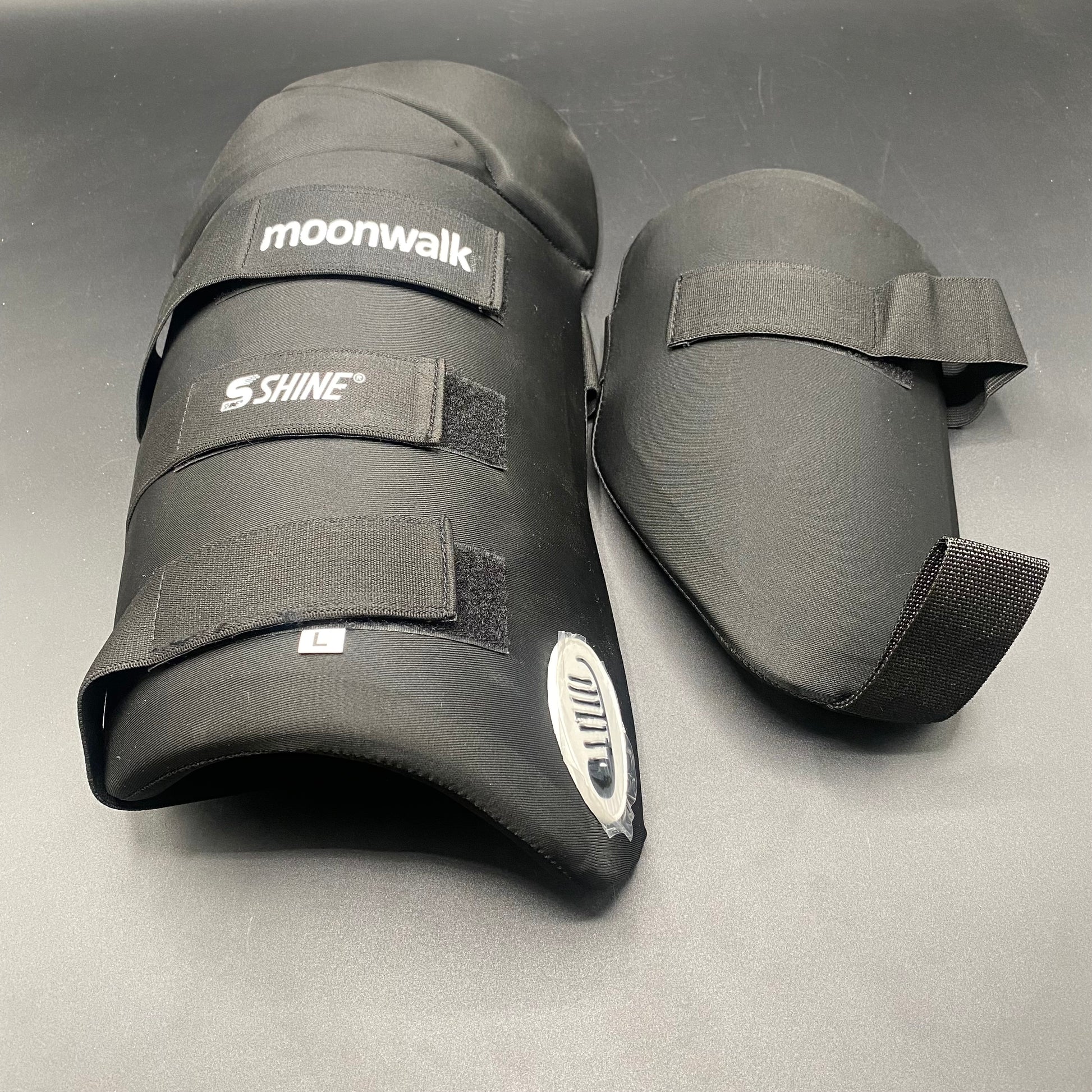 Moon Walker Thigh - cricket thigh - thigh - thigh guard - Moon Walker Thigh