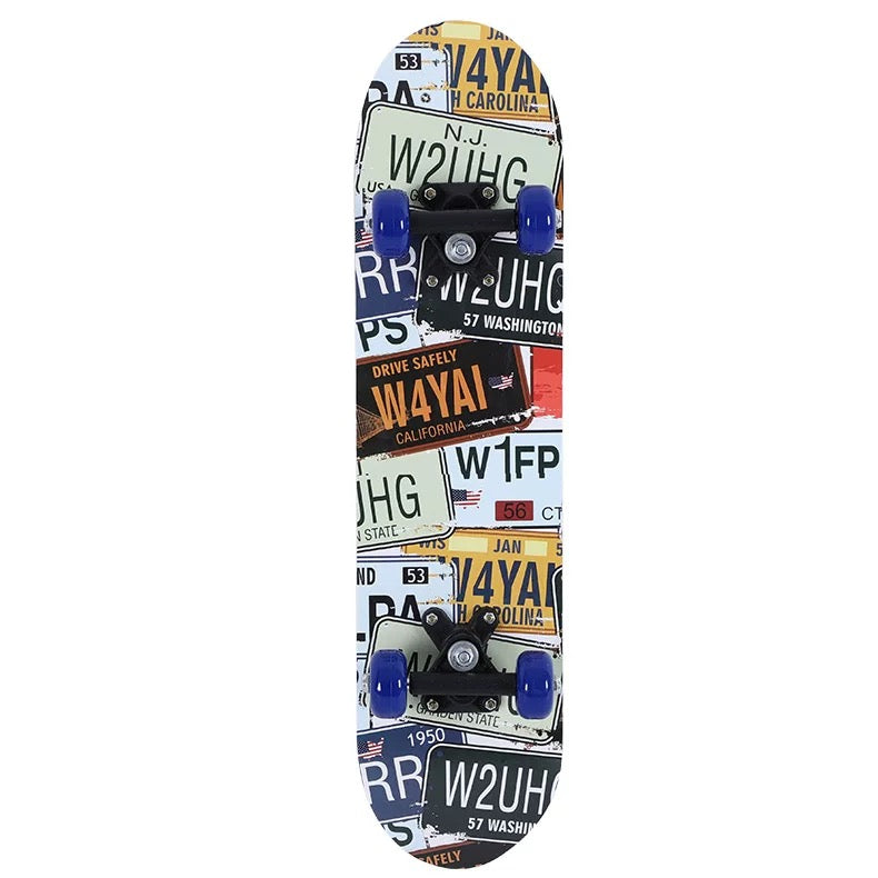 Skateboard - Cruiser skateboard - Maple wood deck - Soft wheels - Tricks