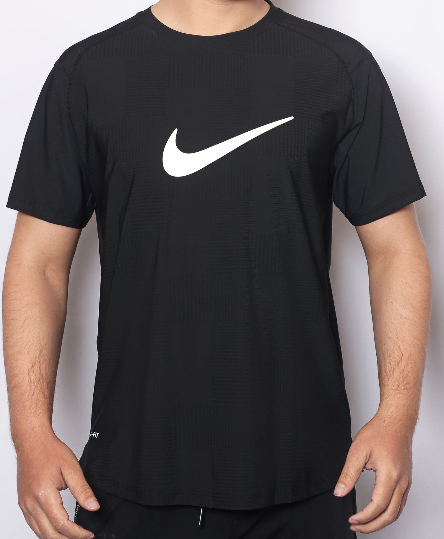 nike shirt price in Pakistan - nike shirt new design - original nike shirt - active wear - slim fit